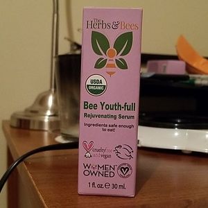 Bee youth-full rejuvenating serum